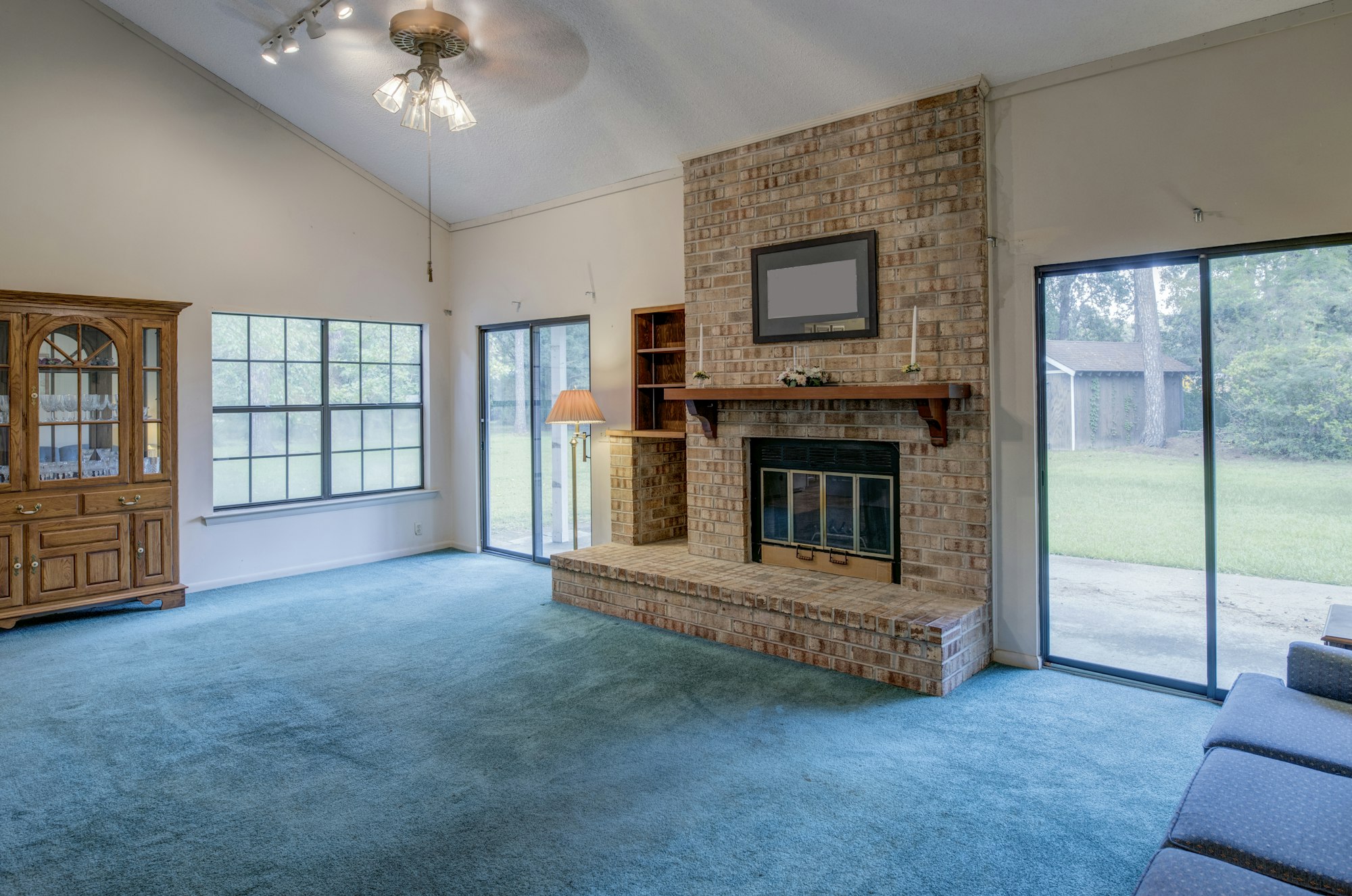 Simple living room in need of remodel. Simple living room in need of remodel.